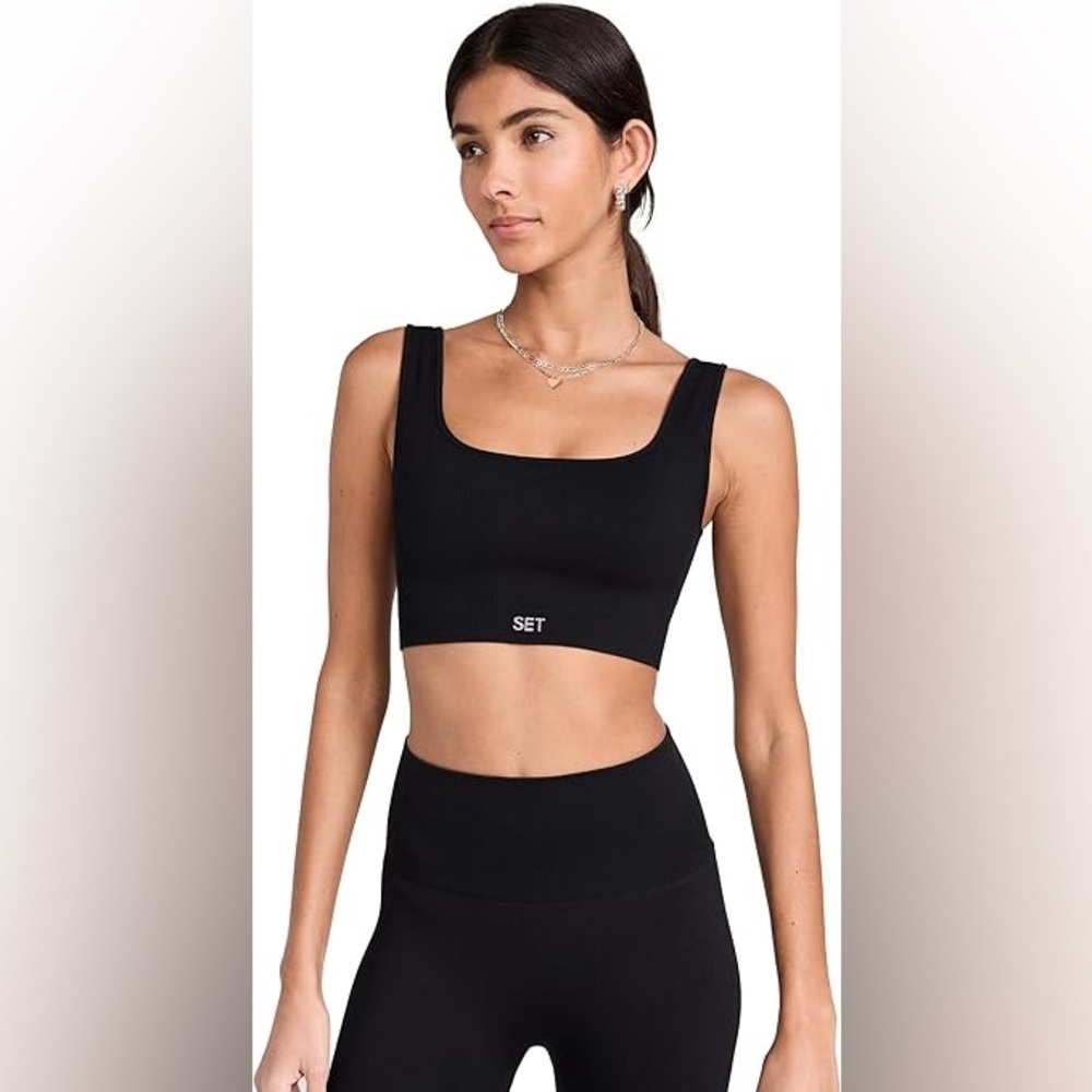 SET ACTIVE Sculptflex Box Cut Sports Bra